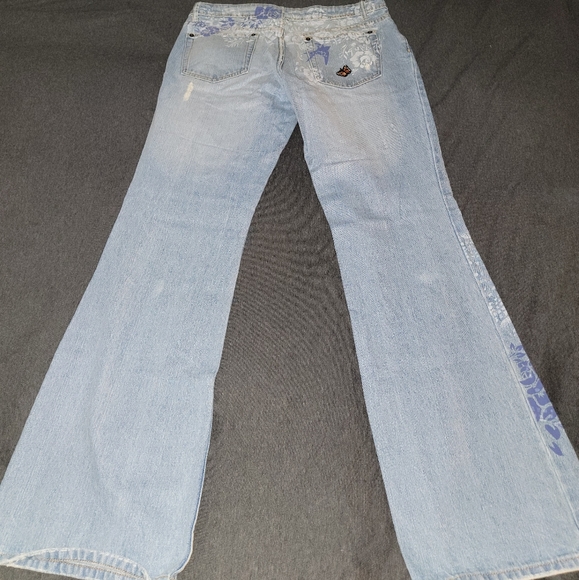 dELiA*s Painted Distressed Jeans - Size 11/12 - Light Wash - Picture 7 of 12